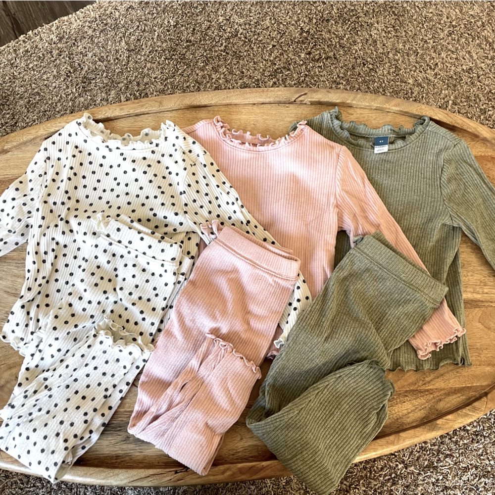 3 set ribbed Old navy size 4T lot
